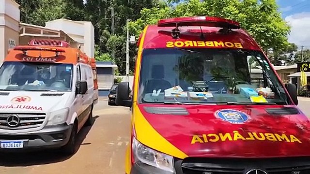 Jovem sofre escoriações pelo corpo e precisa de socorro do Siate após bater de moto no Interlagos