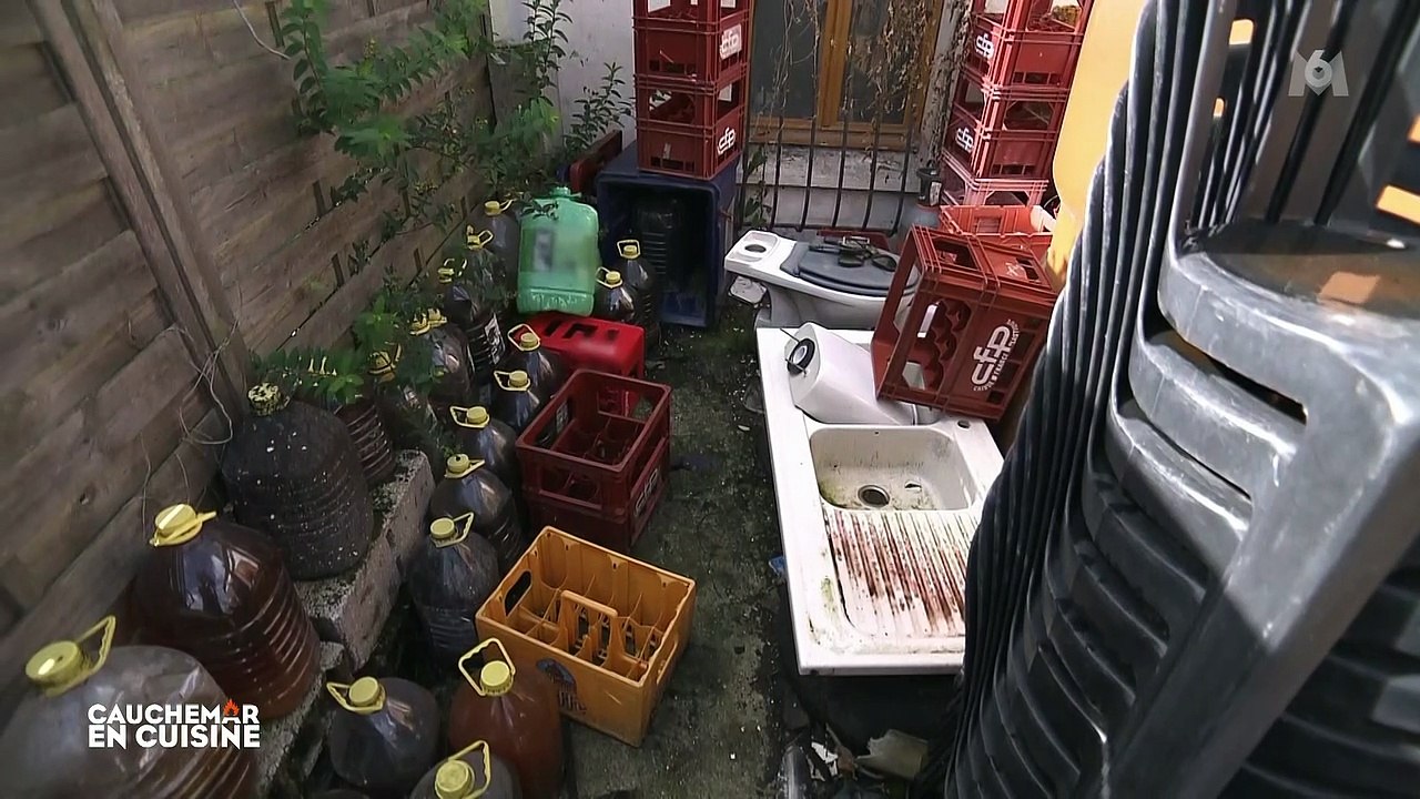Cauchemar en cuisine : un jardin façon “décharge publique” choque les internautes