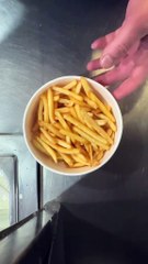 Frites Sauce Gruyère #BR3 #Frites #Frite #Foodie #Foodlover