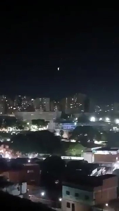 Se escuchan ráfagas de disparos en los alrededores del palacio presidencial de Venezuela