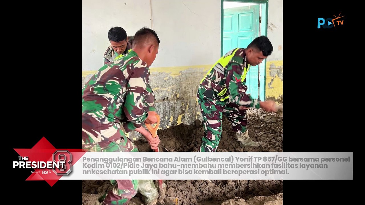 TNI AD dan Warga Bahu-membahu Bersihkan Rumah dan Pondok Bersalin Terdampak Bencana Banjir