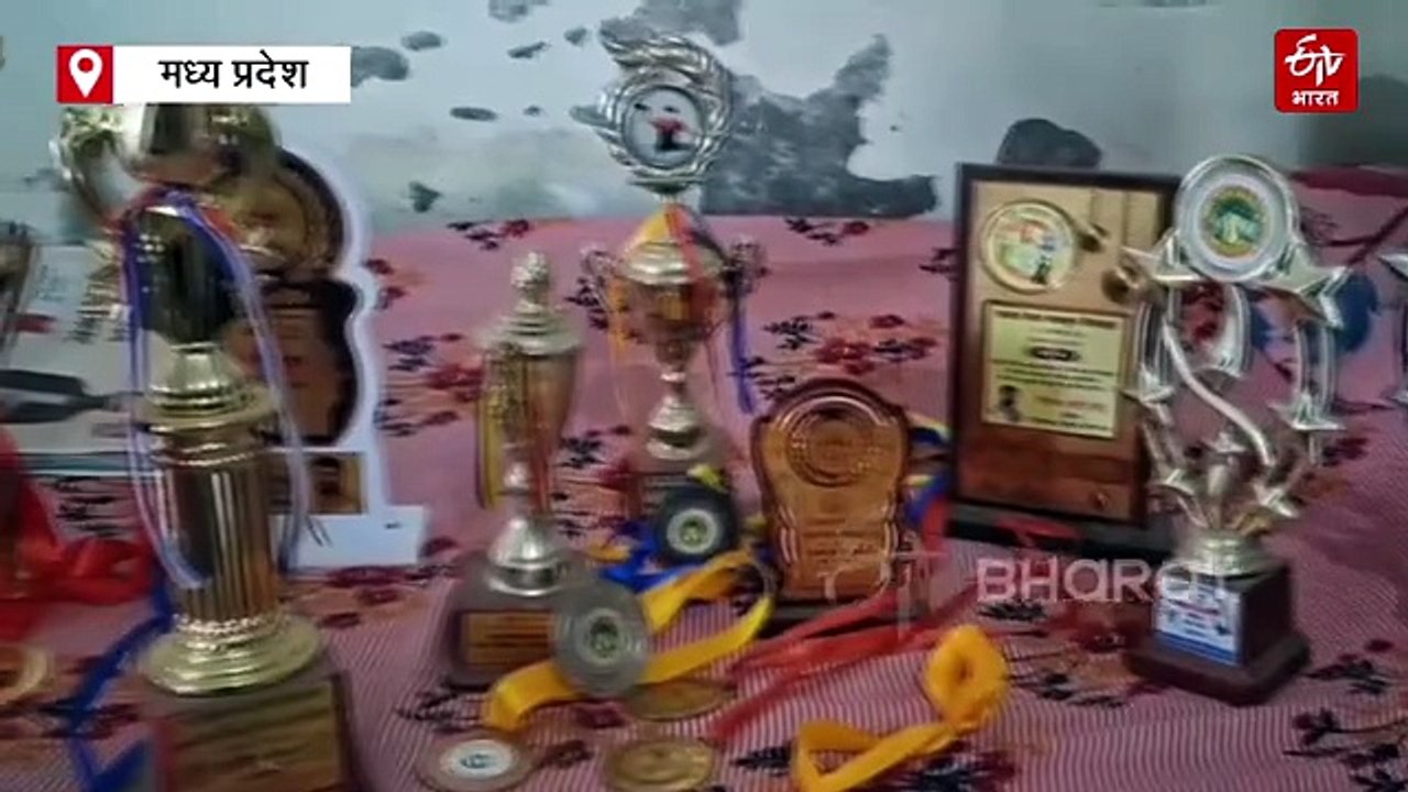 करियर के लिए छोड़ा सपना, सरकारी टीचर बन मीनाक्षी ने टेबल टेनिस में गाड़ा झंडा