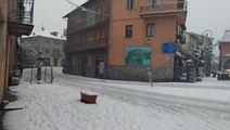 È arrivata la neve: fiocchi bianchi nel Modenese il giorno dell'Epifania