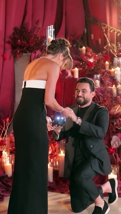 شربل رحمة شقيق الفنانة دانييلا رحمة يقدم طلب زواج رومانسي لملكة جمال استراليا