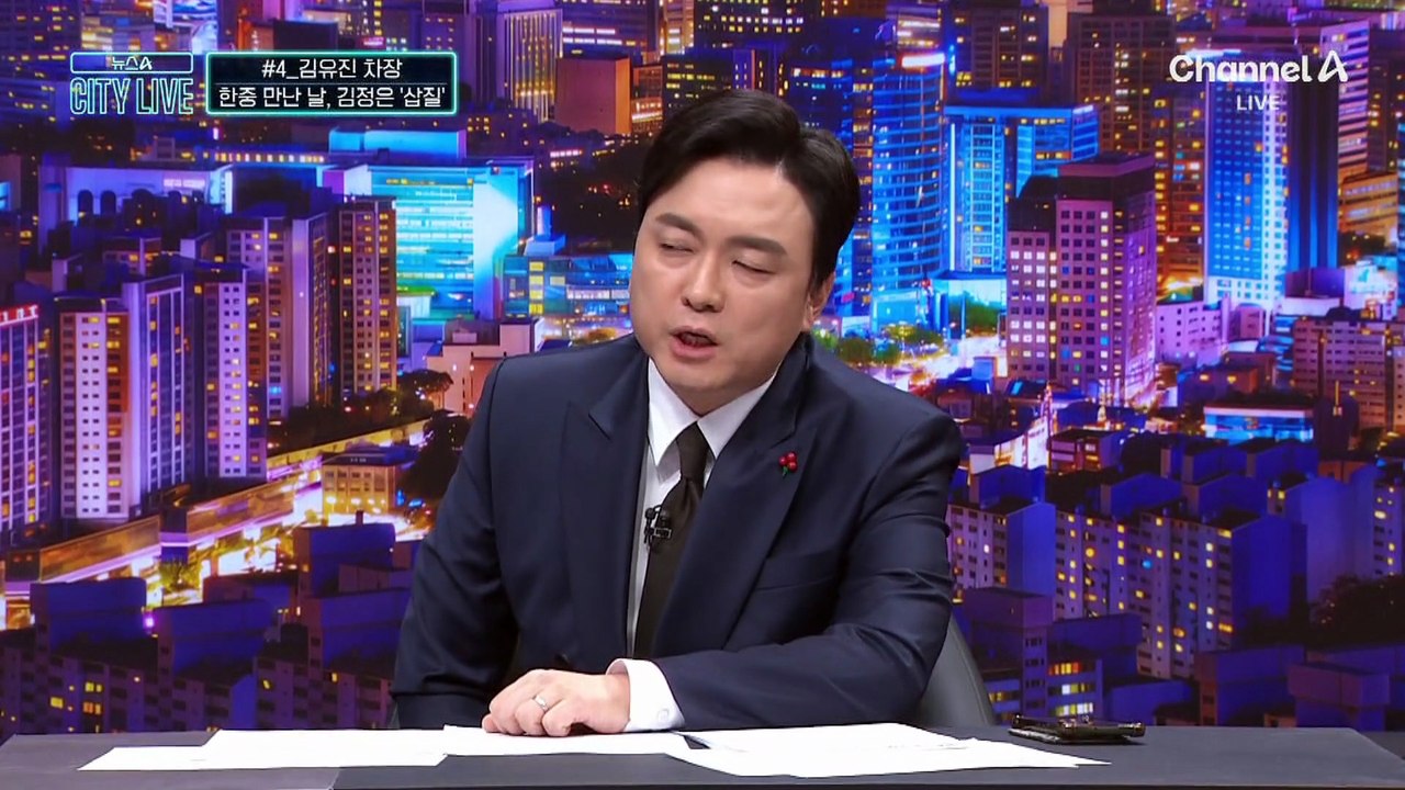 지게차 몰고 삽 들고…김정은 공개 행보