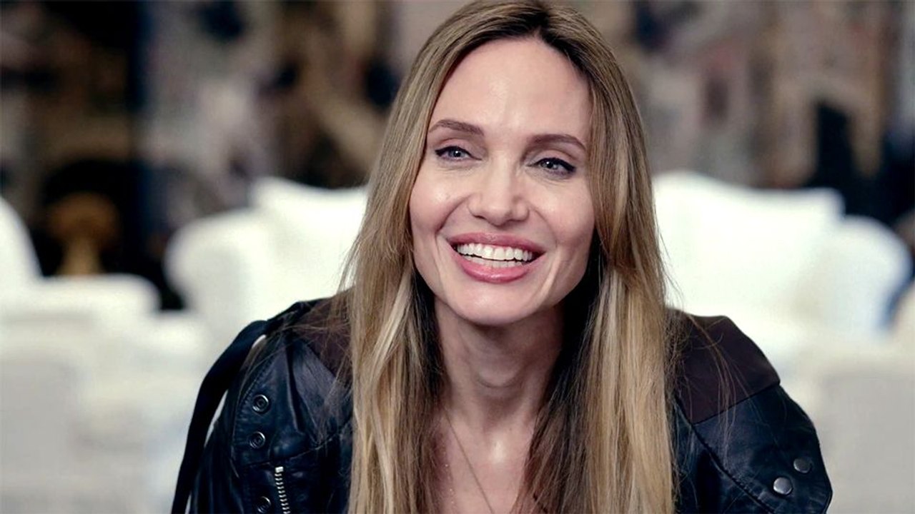 Couture Trailer OmeU