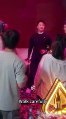 (2) Ending: She was full of joy, waiting to get the certificate with him, but he didn't say goodbye, let her wait all day in the Civil Affairs Bureau, and then he became the heir to a tens of billions of wealthy families, and then she incarnated as a myst