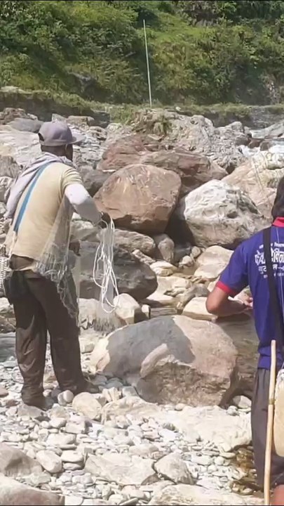 cast net fishing in Nepal |