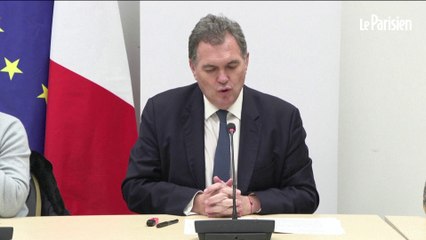 Neige et verglas : les Franciliens appelés à « reporter leurs déplacements » demain