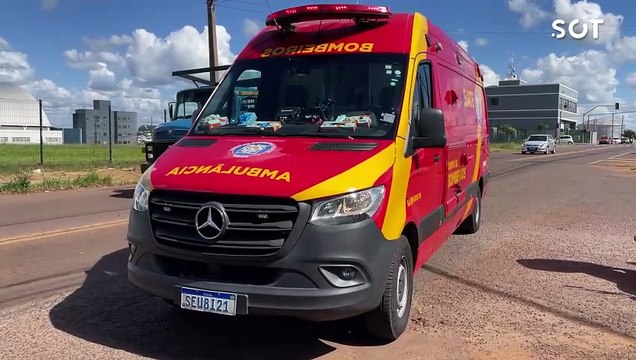 Motociclista fica ferida após colisão com carro no Bairro Floresta, em Cascavel