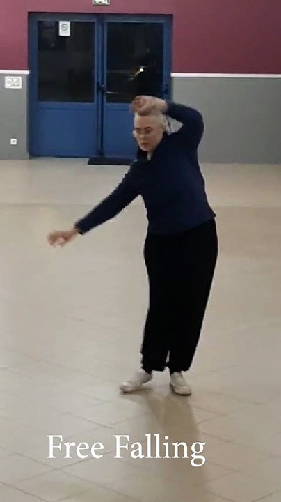 Danse Free Falling