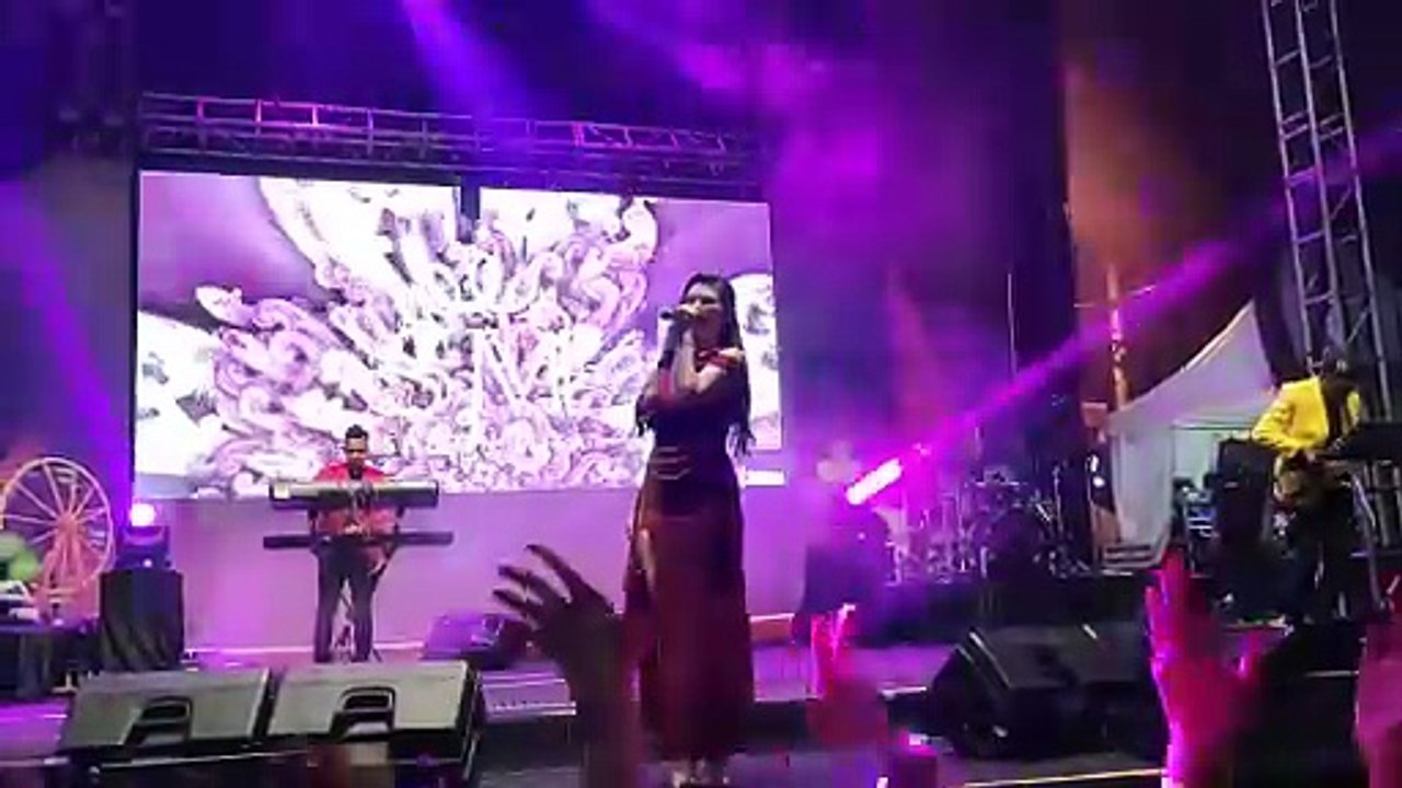 CINTA LAHIR BATIN - SHEPIN MISA di malang