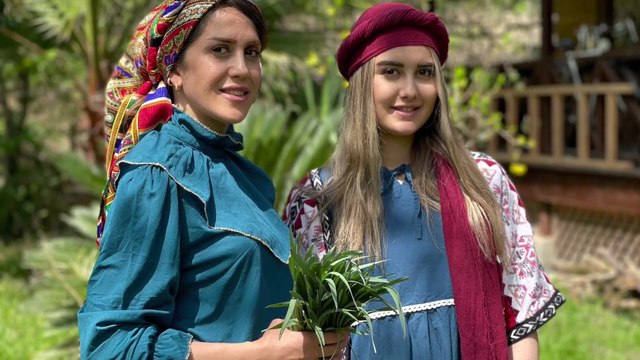 Baking Homemade Mountain Cakes With My Beautiful Mom