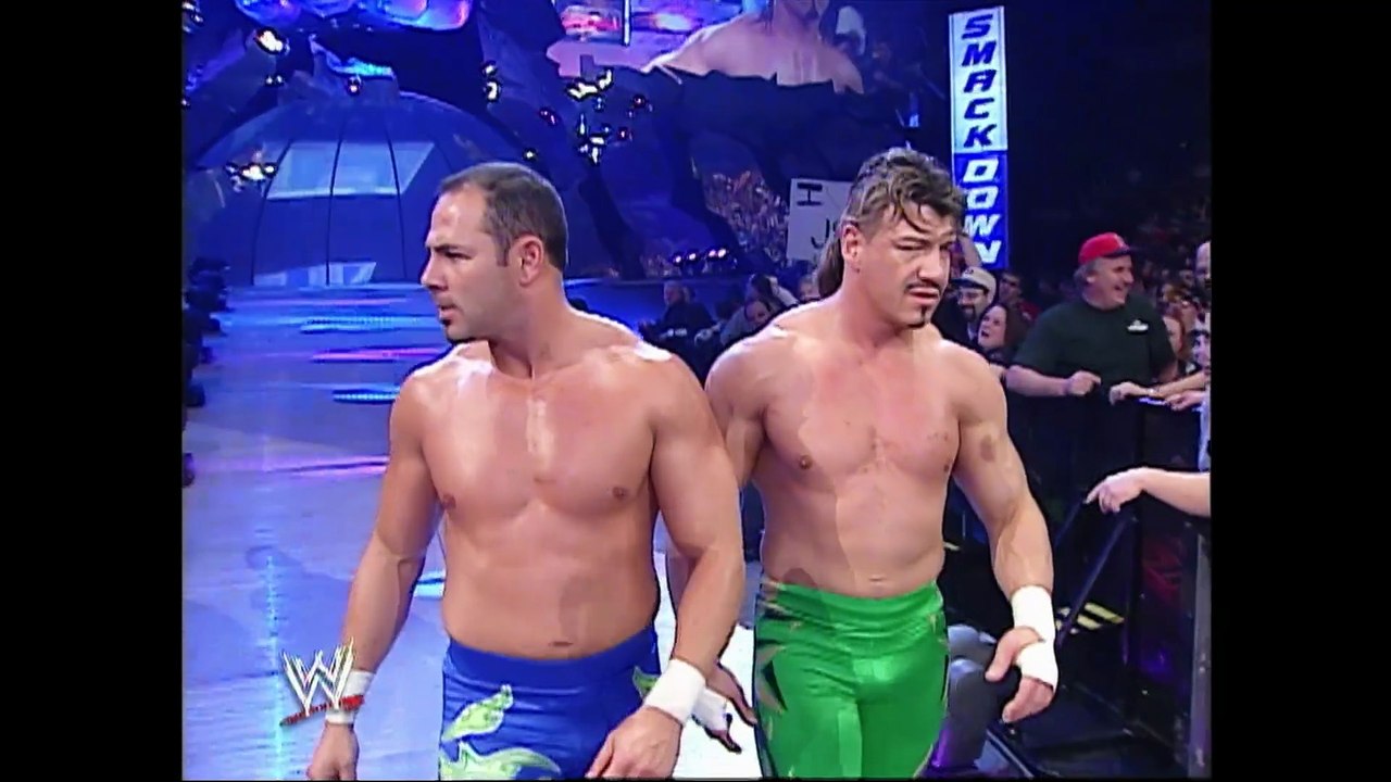 Eddie Guerrero vs. Brock Lesnar - WWE SmackDown (11/07/02)