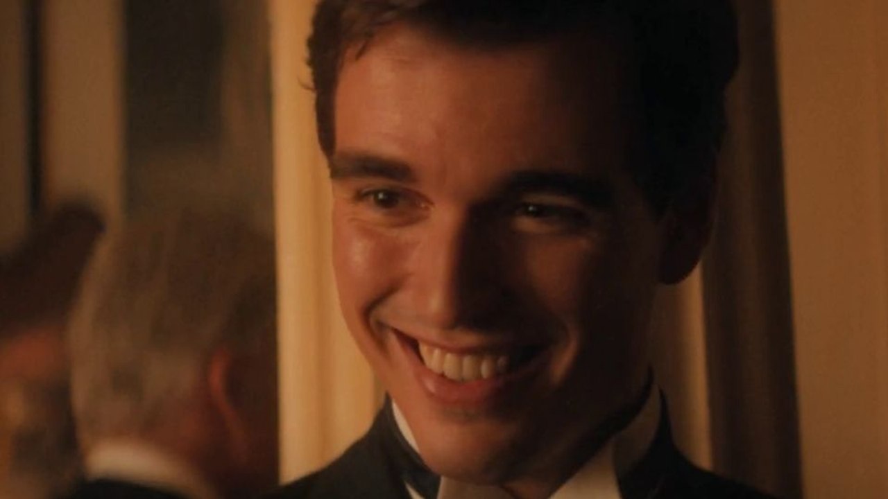 Agatha Christie's Seven Dials Trailer DF