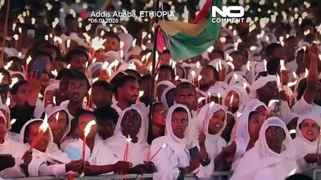 Äthiopier feiern Lichterandacht am orthodoxen Weihnachtsabend