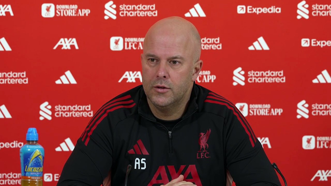 Arne Slot on boring football, Arsenal, injuries and transfers