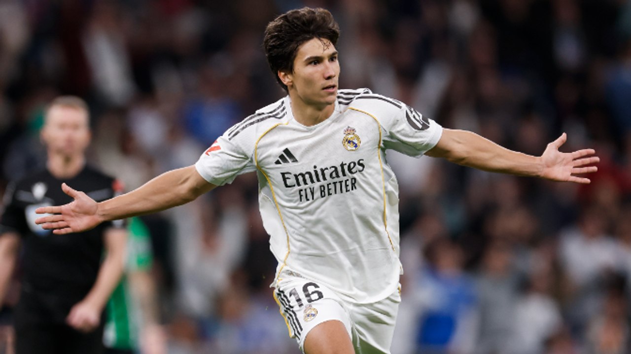 Manu Carreño lamenta la gestión del Madrid con Gonzalo: "Es demérito de Xabi Alonso"