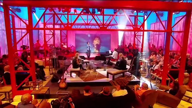Mickaël Miro chante L'horloge tourne