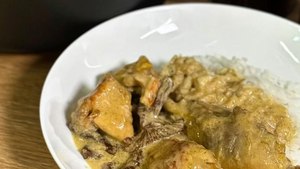 Poulet mijoté à la pleurote