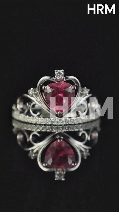 She is my Queen, so I made her a Crown. 👑 🛒#hrm #hrmjewelry #jewelrymaking #giftforher #engagementring