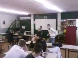 APS pétar en cour lol