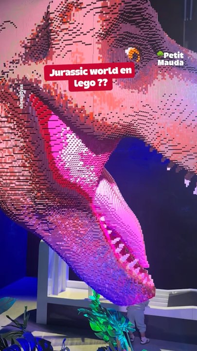 🦖 Dinosaures et LEGO à Montreuil 🦖➡️ Allez découvrir tous nos articles sur [petitmauda.com](http://petitmauda.com/)©️ Crédit : @petitmauda🎁 Tous nos bons plans à retrouver en bio ! ❤️‍🔥👉🏻 Abonne-toi au Petit Mauda pour plus d’inspiration ! 🌳