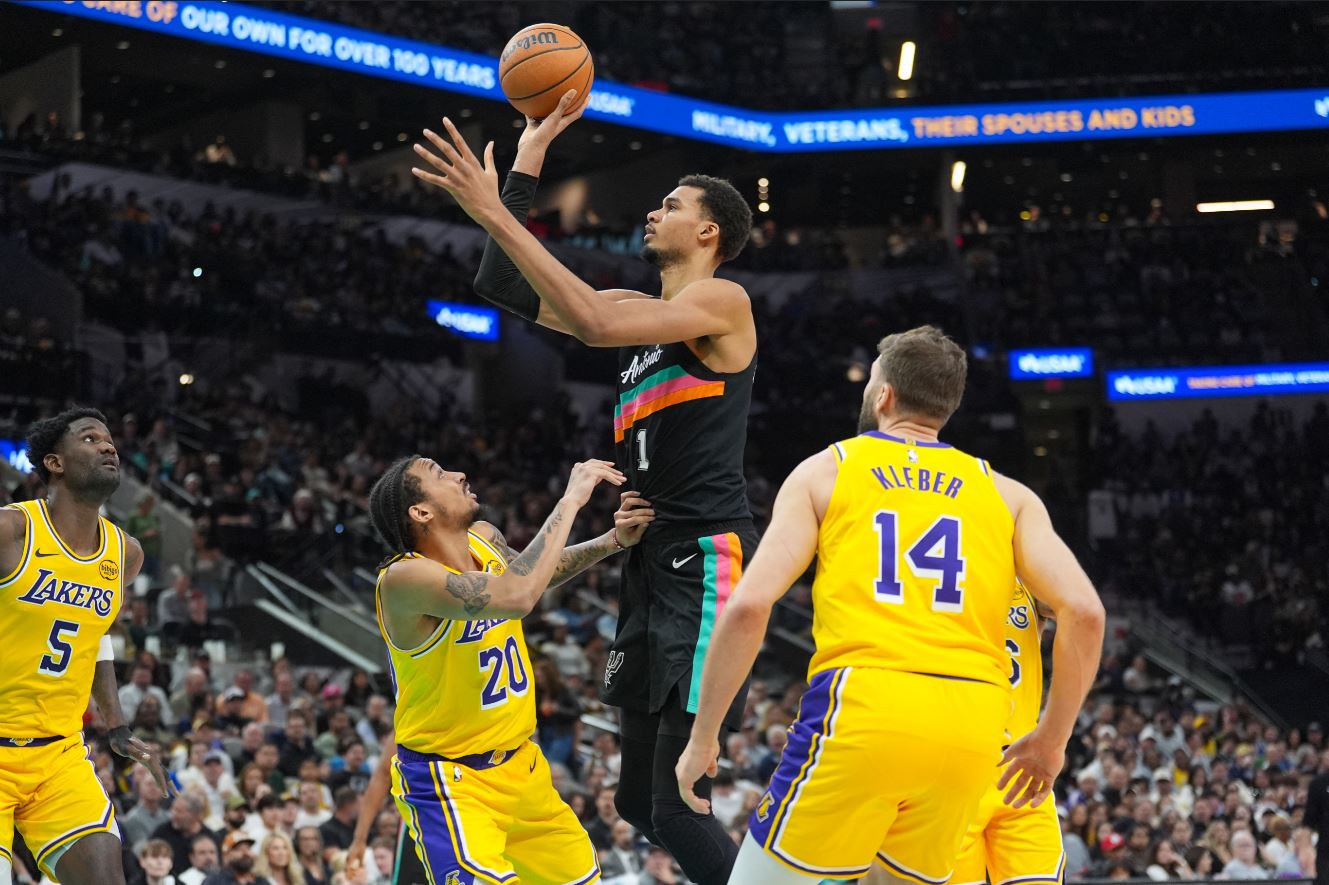 NBA : Avec Wembanyama, les Spurs dominent les Lakers