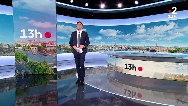 Le sommaire du 13 Heures de France 2 présenté par Julian Bugier, mercredi 7 janvier