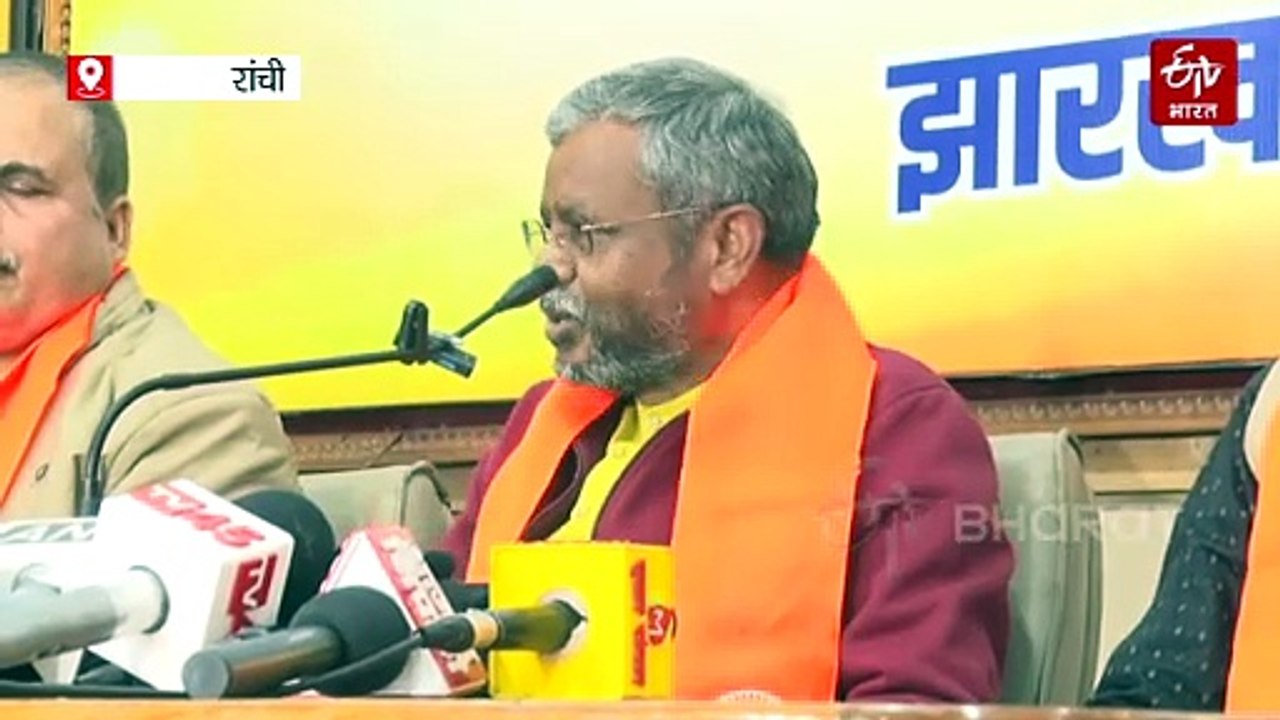 पेसा नियमावली पर झारखंड में सियासत गर्म, बाबूलाल मरांडी बोले-सरकार छीन रही आदिवासियों का अधिकार, कांग्रेस ने किया पलटवार