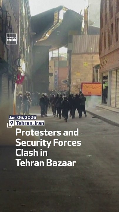 Protesters and Security Forces Clash in Tehran Bazaar