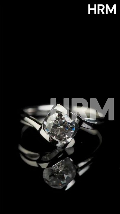 I hid a secret gem inside her engagement ring 🤫💍 🛒  #hrm #hrmjewelry #jewelrymaking #giftforher #engagementring