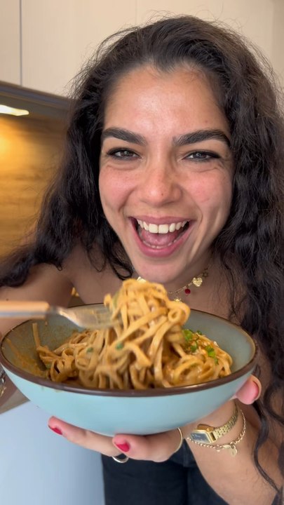 1 signe astro = 1 recette : SAGITTAIRE ♐️ Nouilles express à la cacahuète 🥜
