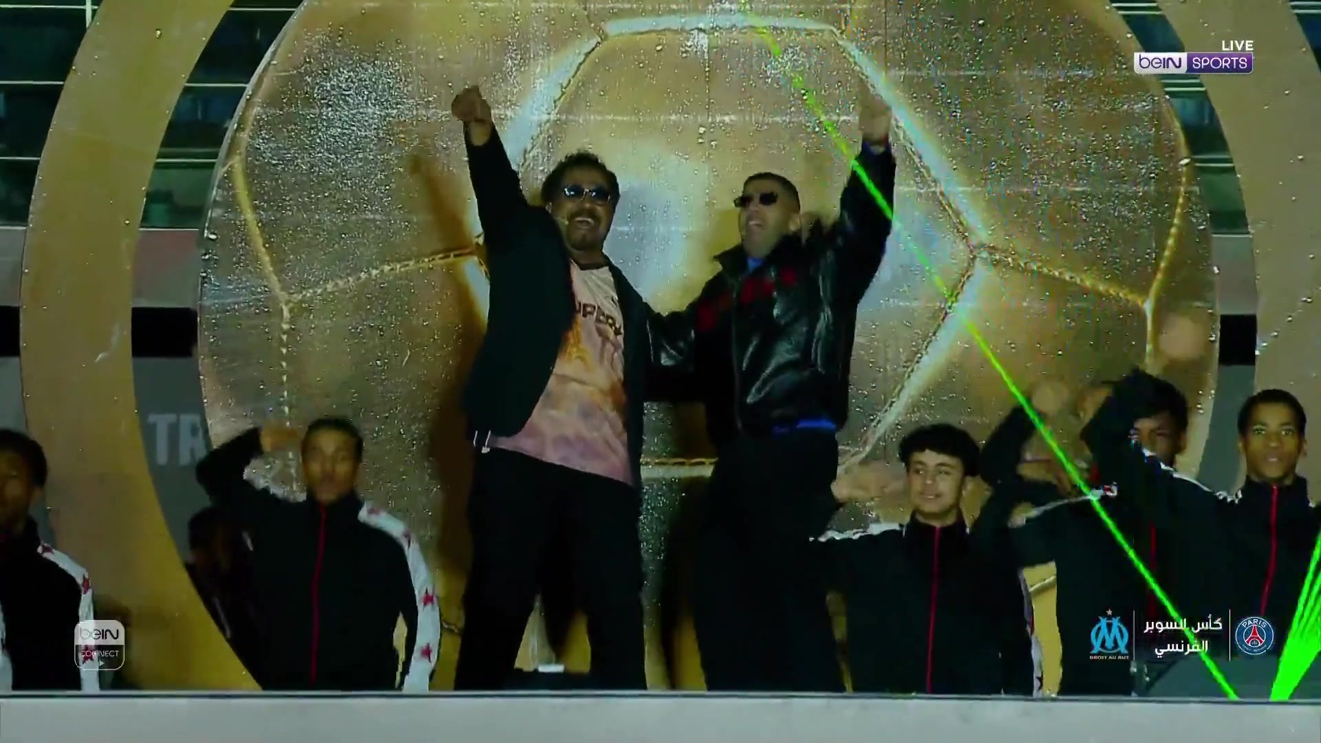 حفل مبهر قبل انطلاق مباراة كأس الأبطال الفرنسية