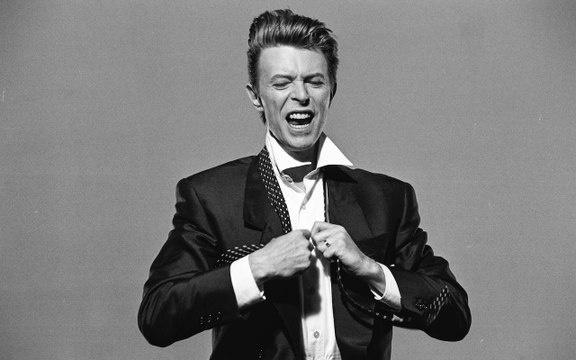 David Bowie: a 10 anni dalla scomparsa, esce un libro firmato da uno dei biografi più autorevoli del rock