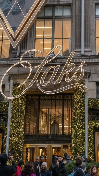Saks Fifth Avenue Is Facing A Potential Bankruptcy