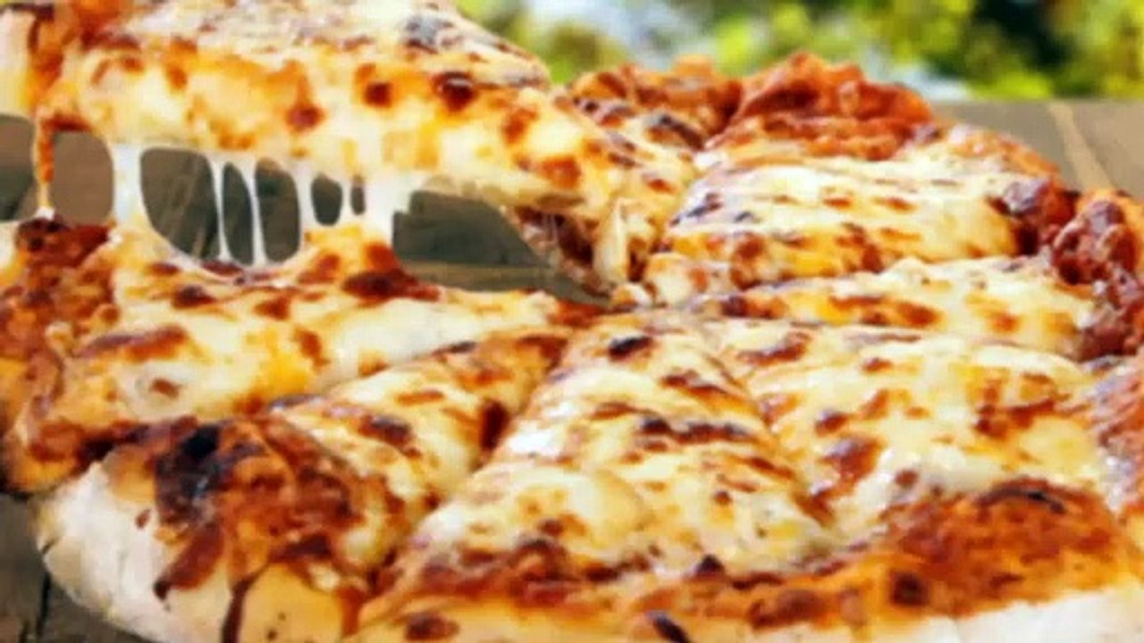 Barstool Pizza Review - Gianni's Deli and Pizza (Needham, MA) Special Guest Ann Michael Maye