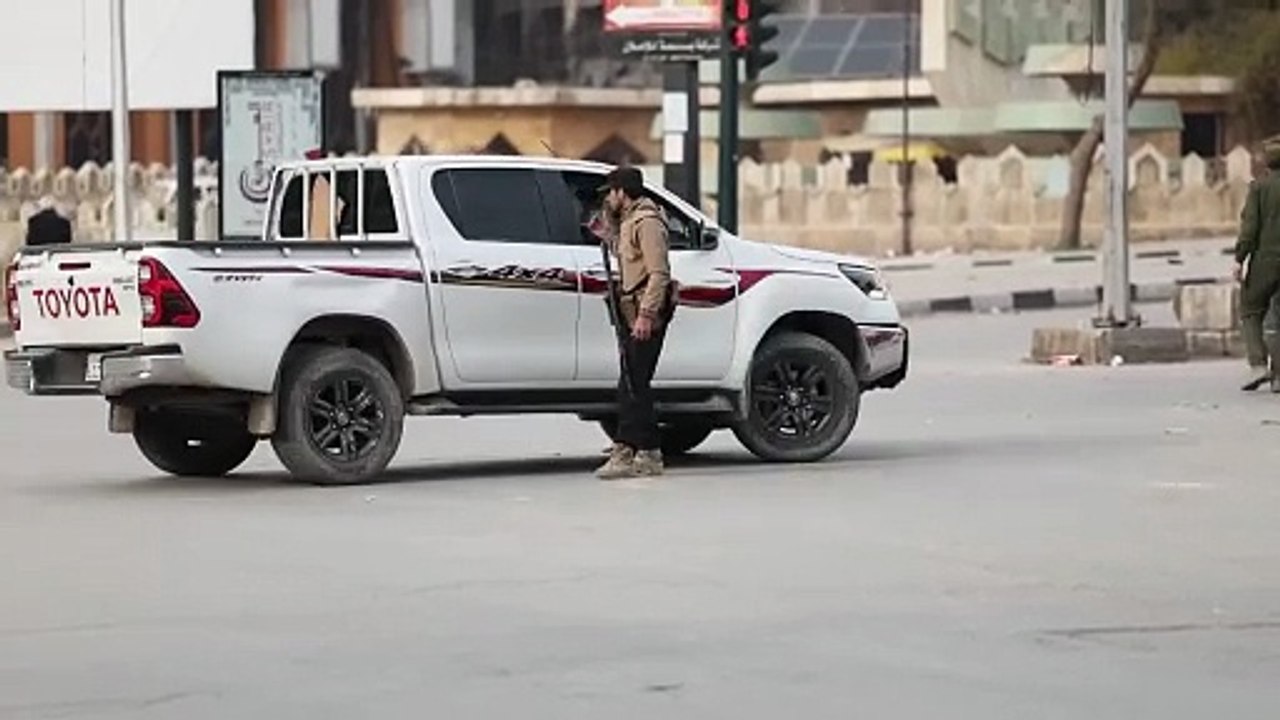 Aleppo: Gefechte zwischen Syriens Armee und SDF verursachen neue Vertreibungen