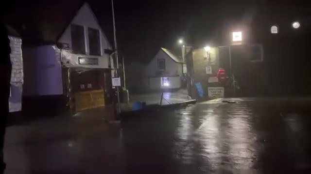 Storm Goretti hits Port Isaac