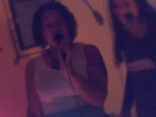 Ya trop de gens qui m'aiment  Elo et Nina