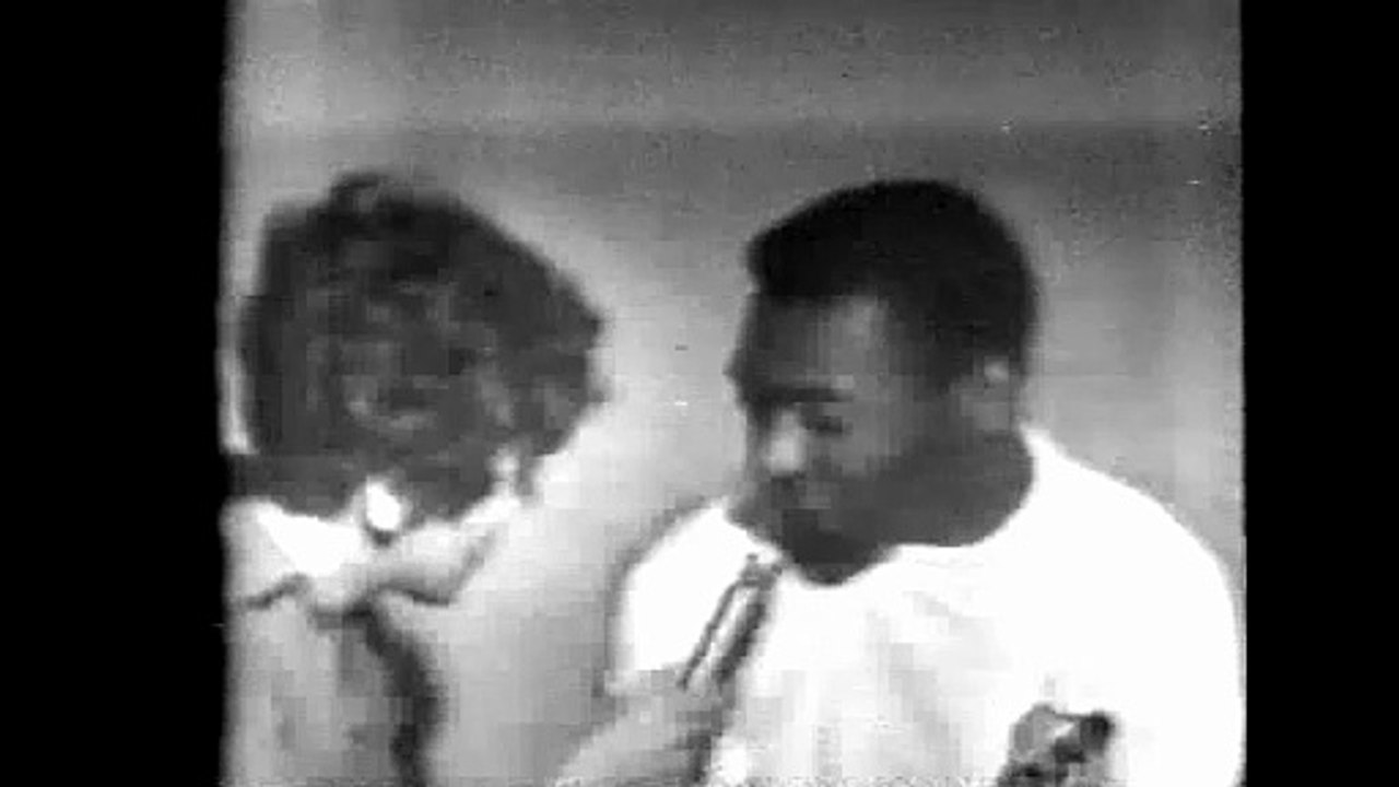 Milésimo gol de Pelé: Cidinha Campos - TV Record (1969)