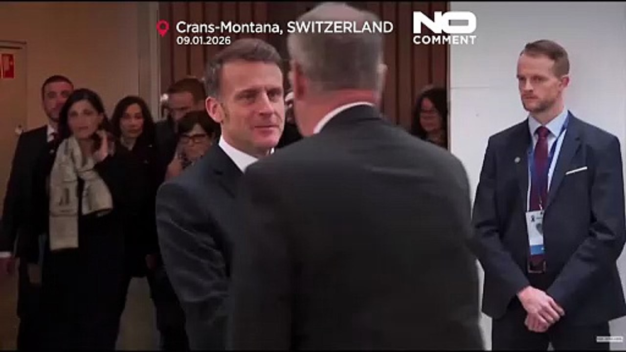 Svizzera, minuto di silenzio per le vittime dell'incendio a Crans-Montana