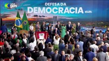 Lula veta ley que reduciría pena de prisión de Bolsonaro en Brasil