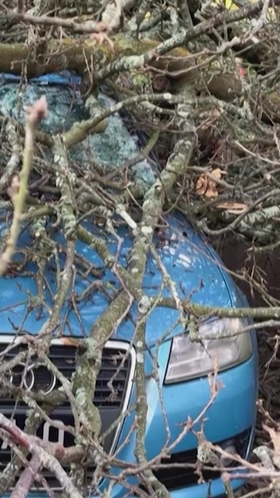 Storm Goretti wreaks havoc across UK, knocking out power and battering coastline