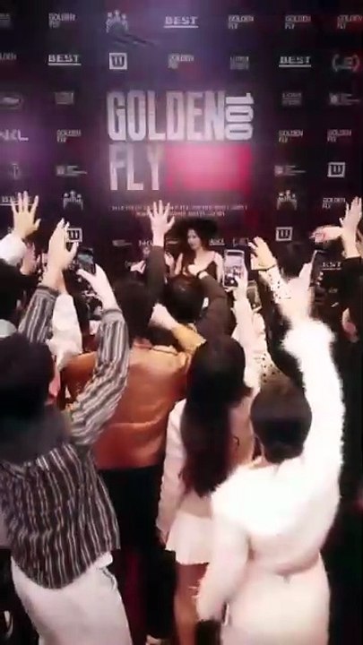 Mind-Reading Baby in My Belly / Hated Star's Unborn Mastermind / Scandal Queen and Her Mind-Reading Baby