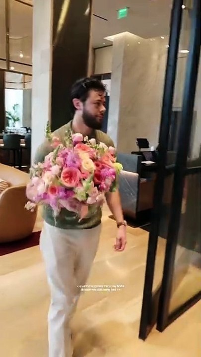 The sweetest surprise 🤍 it means so much to that he did the research 🥹....#bridal #bridalshowe