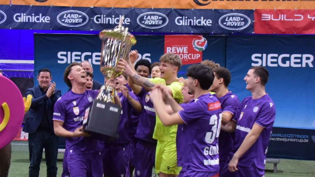 Highlights des Finaltags: Austria Wien siegt beim REWE Juniorcup