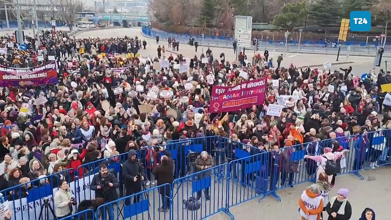 "Büyük Kadın Mitingi" Ankara'da yapıldı: Tek adama karşı çok kadın isyandayız!