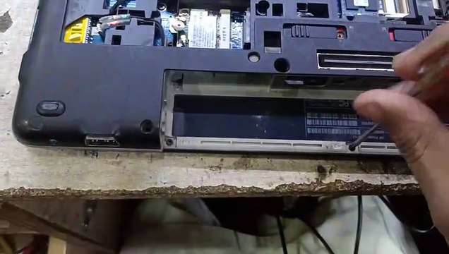 Hp laptop not turning on - hp probook 650 G1 charger light & laptop not turning on issue