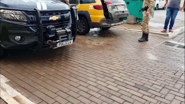 Homem é detido após furto em veículo de entregas em Campo Bonito